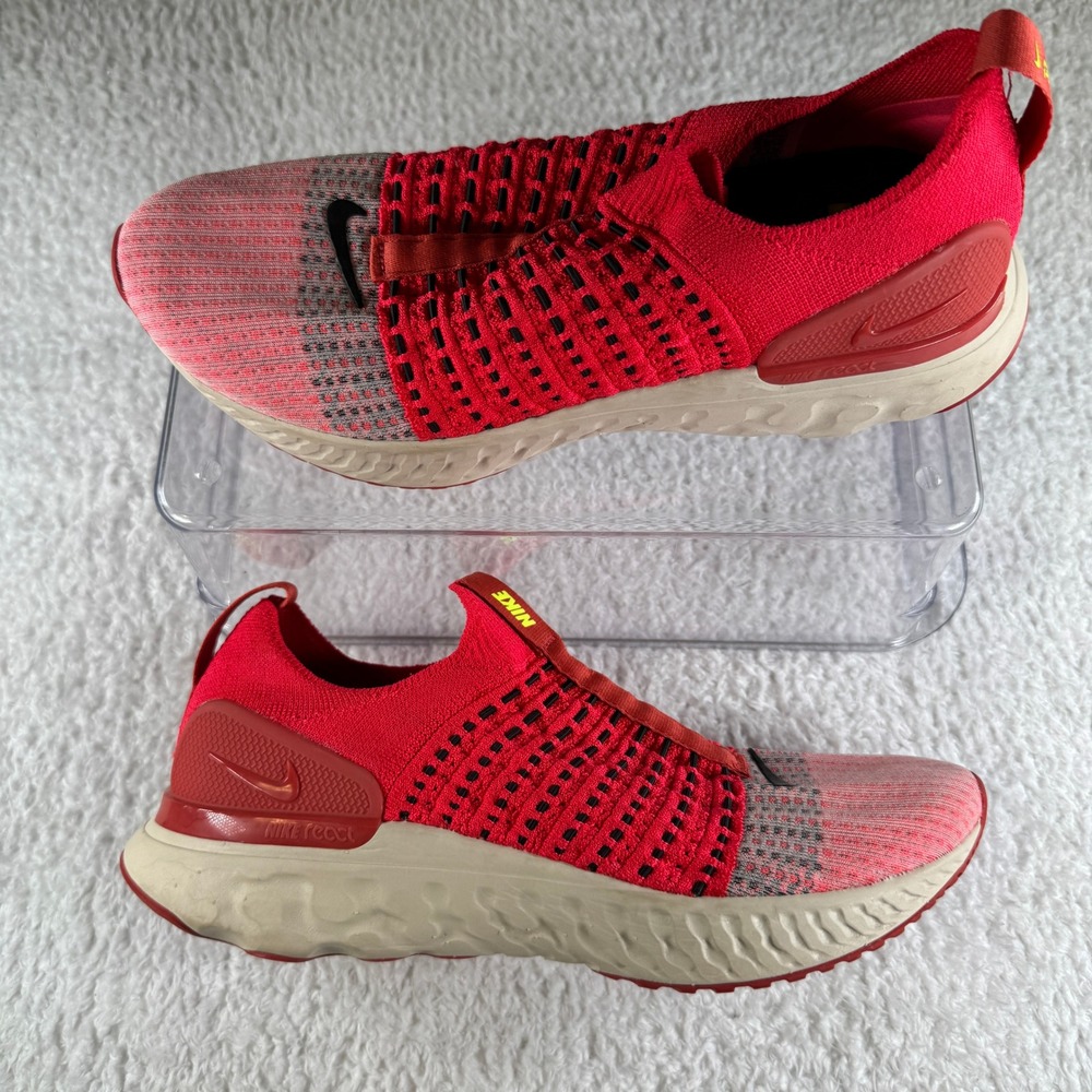 Nike React Phantom Run Flyknit 2 Siren Red Pink Running Used Men's Size 7.5